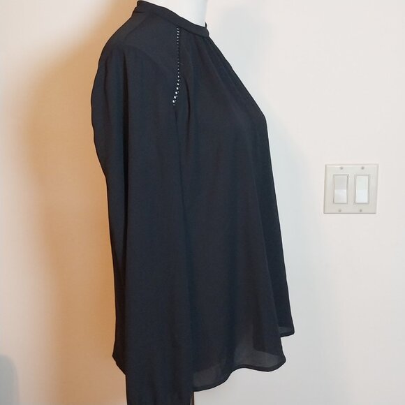 EXPRESS SIZE M BLACK ROUND NECK LONG SLEEVE BLOUSE - Picture 3 of 11